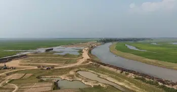 শেষ হয়নি বাঁধ নির্মাণ কাজ, ঝুঁকিতে হাওরের ধান