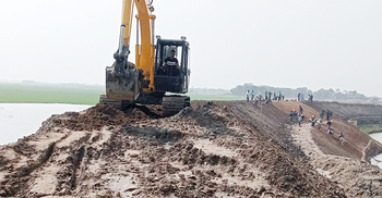 হাওরে শেষ হয়নি বাঁধের কাজ, সময় বাড়লো আরও ৭ দিন