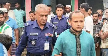 অবৈধভাবে তেল মজুত করায় ব্যবসায়ীর কারাদণ্ড