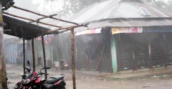 সুনামগঞ্জে কালবৈশাখীর হানা, শিলাবৃষ্টিতে ধানের ক্ষতি