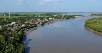 বাংলাদেশে কমছে যুক্তরাজ্যের অর্থসহায়তা, ঝুঁকিতে হাজারো মানুষ