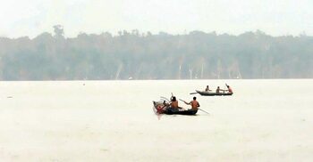 নিষেধাজ্ঞার ৩ মাসে সহায়তার চাল পাননি উপকূলের জেলেরা, মানবেতর জীবন