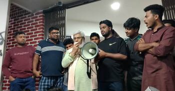 শিক্ষার্থীদের আন্দোলন: শাকসুর তারিখ পরিবর্তনের আশ্বাস প্রশাসনের