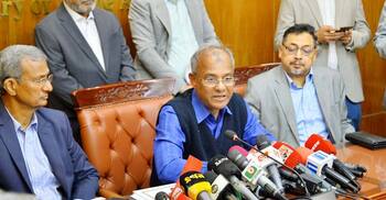 জুলাই যোদ্ধাদের ‘বিশেষ নিরাপত্তা’ দেবে সরকার: স্বরাষ্ট্র উপদেষ্টা