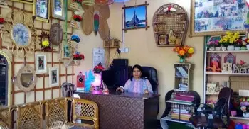 চাকরি ছেড়ে বাঁশ-বেতের কারুশিল্পে স্বপ্ন গড়লেন সুইটি