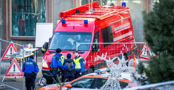 40 believed dead in fire at Swiss ski resort bar