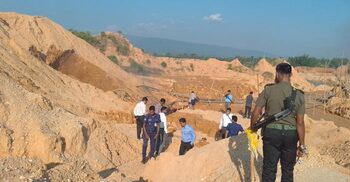 এবার লন্ডভন্ড শাহ আরেফিন টিলা, ক্ষুব্ধ সিলেটের ডিসি