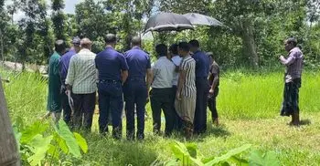 পিতৃপরিচয় শনাক্তে কবর থেকে তোলা হলো নবজাতকের মরদেহ