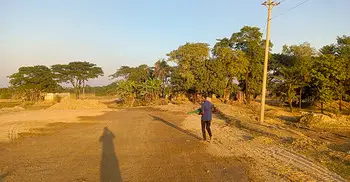 আড়াই বছরের প্রকল্প ৪ বছরেও অর্ধেক, অনিশ্চয়তায় বাদাঘাট সড়ক