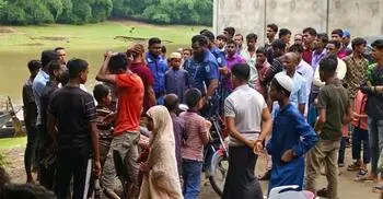 গভীর রাতে কিশোরীকে তুলে নেওয়ার চেষ্টা, বাধা দেওয়ায় দাদিকে খুন