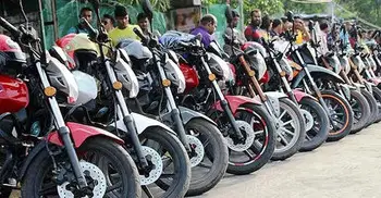 সিলেটে ড্রাইভিং লাইসেন্স ছাড়া কেনা যাবে না মোটরসাইকেল