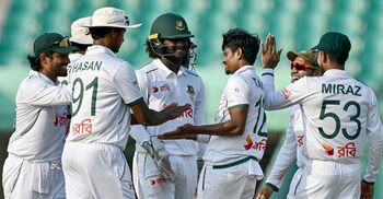 Taijul's 5 wickets gives Bangladesh day 1 advantage against Zimbabwe