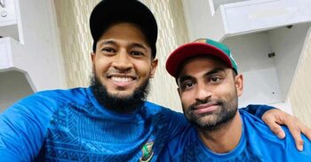 মুশফিককে নিয়ে আবেগঘন স্ট্যাটাস তামিমের