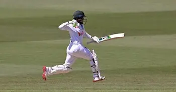চার মহারথীর সামনে তানজিদ তামিমের ব্যাটে ইতিহাস