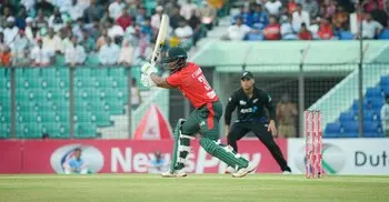 ধীর খেলে আউট তামিম, ৭৭ রানে ৩ উইকেট হারালো টাইগাররা