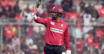 বিপিএলে না খেলার সিদ্ধান্ত তামিমের