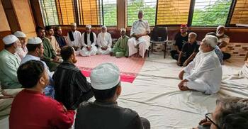 কাদের সিদ্দিকীর বাড়িতে বঙ্গবন্ধুর মৃত্যুবার্ষিকী পালন