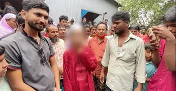মেয়ে থেকে ছেলে হয়ে গেলো মাদরাসা শিক্ষার্থী, পরিবার বলছে ‘আশীর্বাদ’