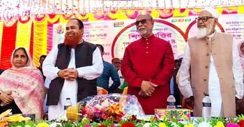 টাঙ্গাইলে এক মঞ্চে সিদ্দিকী ও খান পরিবার