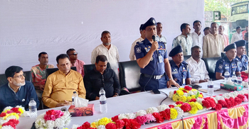 টাঙ্গাইলে অবরোধে বাস চালানোর ঘোষণা মালিক সমিতির