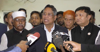 দলীয় নেতাকর্মীদের নৌকার বাইরে কাজ করার সুযোগ নেই