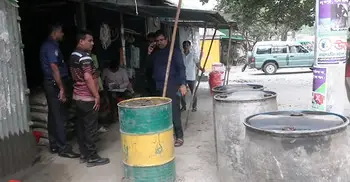 টাঙ্গাইলে এক হাজার লিটার ডিজেল উদ্ধার, সরকারি মূল্যে বিক্রি