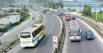ঢাকা-টাঙ্গাইল মহাসড়কে যান চলাচলে স্বস্তি ফিরেছে