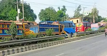 Four die as bus, truck collide in Tangail
