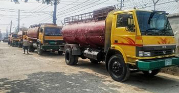 Tank-lorry workers lift strike following govt assurance