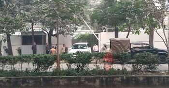 এভারকেয়ারের উদ্দেশ্যে বাসা ছাড়লেন জুবাইদা ও জাইমা রহমান