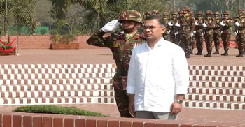 জাতীয় স্মৃতিসৌধে নতুন প্রধানমন্ত্রী তারেক রহমানের শ্রদ্ধা