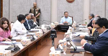 সচিবালয়ে জ্বালানি সংকট মোকাবেলায় প্রধানমন্ত্রীর সভাপতিত্বে বিশেষ বৈঠক অনুষ্ঠিত