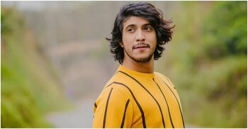 তৌসিফ মাহবুব কাকে ভোট দেবেন