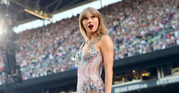 Taylor Swift gives Eras Tour truck drivers $100,000 bonuses