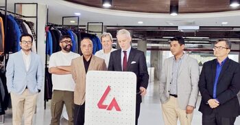 পোশাক খাতের টেকসই উন্নয়নে বাংলাদেশের অগ্রগতি প্রশংসনীয়