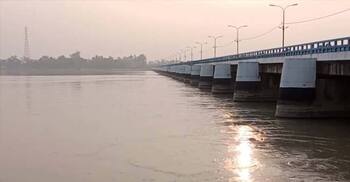 Flood feared as Teesta flowing along danger mark