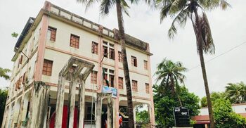 পাঠদান বন্ধ সেন্টমার্টিনের একমাত্র সরকারি প্রাথমিক বিদ্যালয়ে