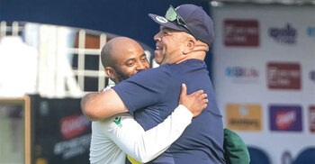 বাভুমাকে ‘বামন’ বলে গালি, ক্ষমা চাইলেন বুমরাহ-পান্ত