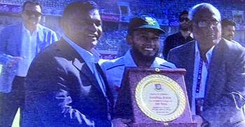 বিশেষ সম্মাননা পেলেন মুশফিক, শততম টেস্টে আরও যা হলো