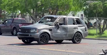 8 dead as car strikes people in Texas border town