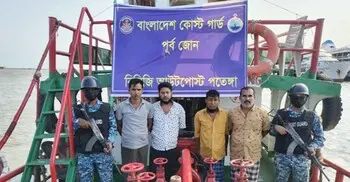 চট্টগ্রামে অবৈধভাবে মজুত করা ১৭ হাজার ৪০০ লিটার ডিজেলসহ আটক ৯