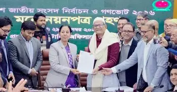 মনোনয়নপত্র জমা দিয়ে তারেক রহমানের প্রতি কৃতজ্ঞতা জানালেন ফখরুল