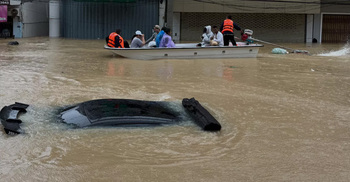 দক্ষিণ-পূর্ব এশিয়ায় বন্যা-ভূমিধসে বাড়ছে প্রাণহানি, ঘরছাড়া লাখো মানুষ