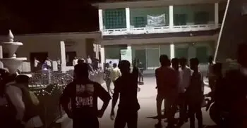 রাতে প্রকল্প কর্মকর্তার অফিসে গণঅধিকার-ছাত্রদল নেতাকর্মীদের সংঘর্ষ