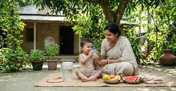 এই গরমে শিশুর জন্য যা না জানলেই নয়