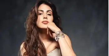 ৩৩ বছরে পা দিচ্ছেন রিয়া, জানালেন নতুন পরিকল্পনার কথা