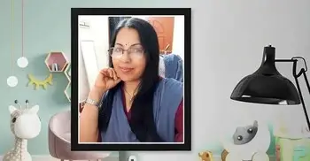 সবুজ পাতায় লাল সূর্য