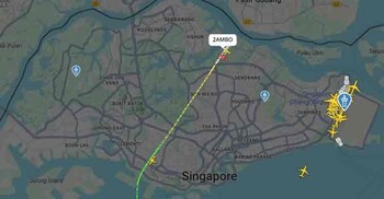 সিঙ্গাপুরে অবতরণ করেছে হাদিকে বহনকারী এয়ার অ্যাম্বুলেন্স