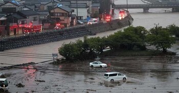 ক্ষতিপূরণ চেয়ে জাপান সরকারের বিরুদ্ধে মামলা করছেন নাগরিকরা