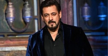 জন্মদিনে বড় চমক দেওয়ার আভাস দিলেন সালমান খান